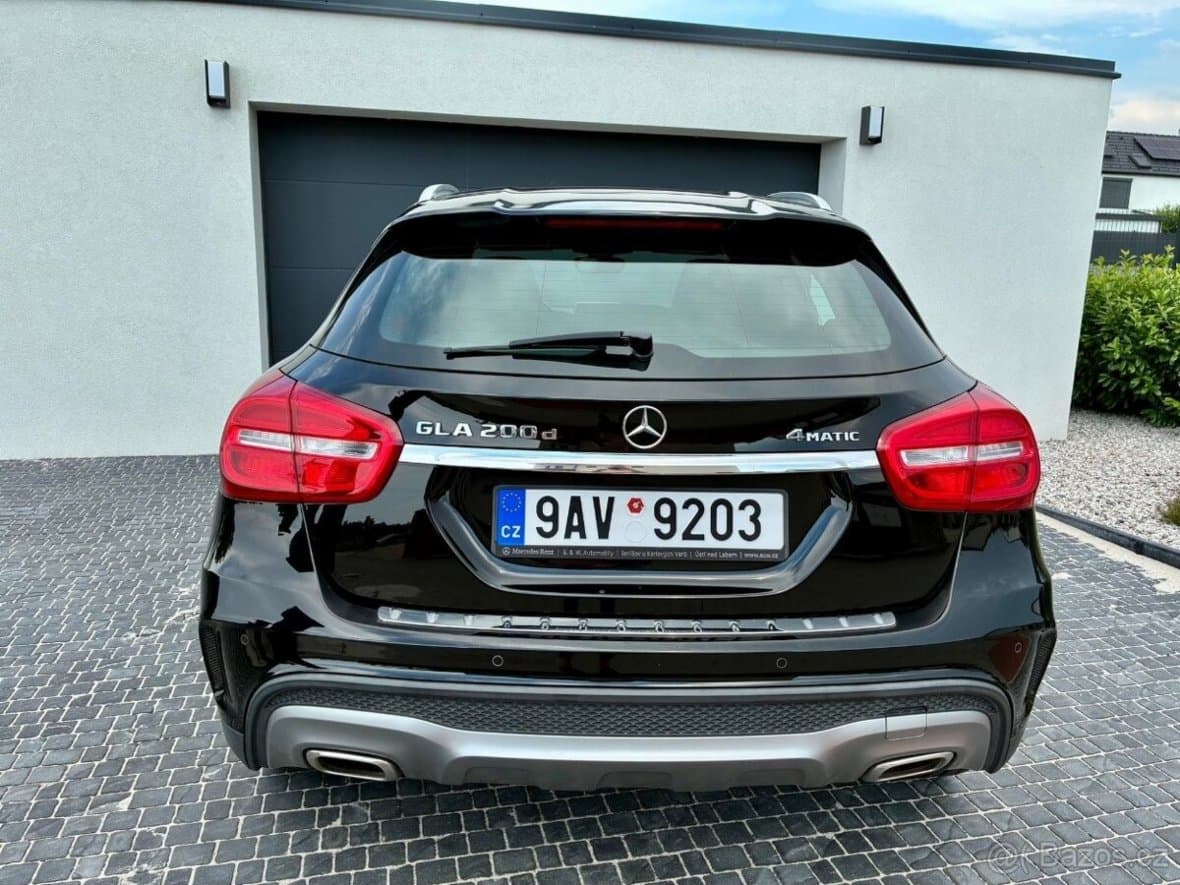 2017 Mercedes-Benz GLA - 7