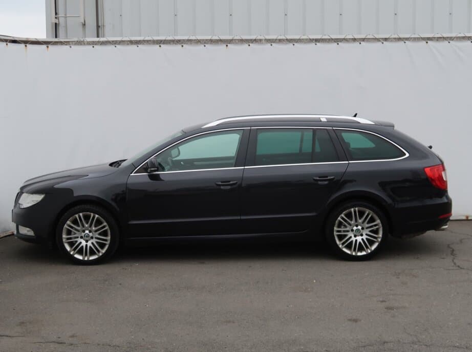 2010 Škoda SUPERB - 4