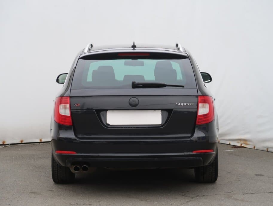 2010 Škoda SUPERB - 6