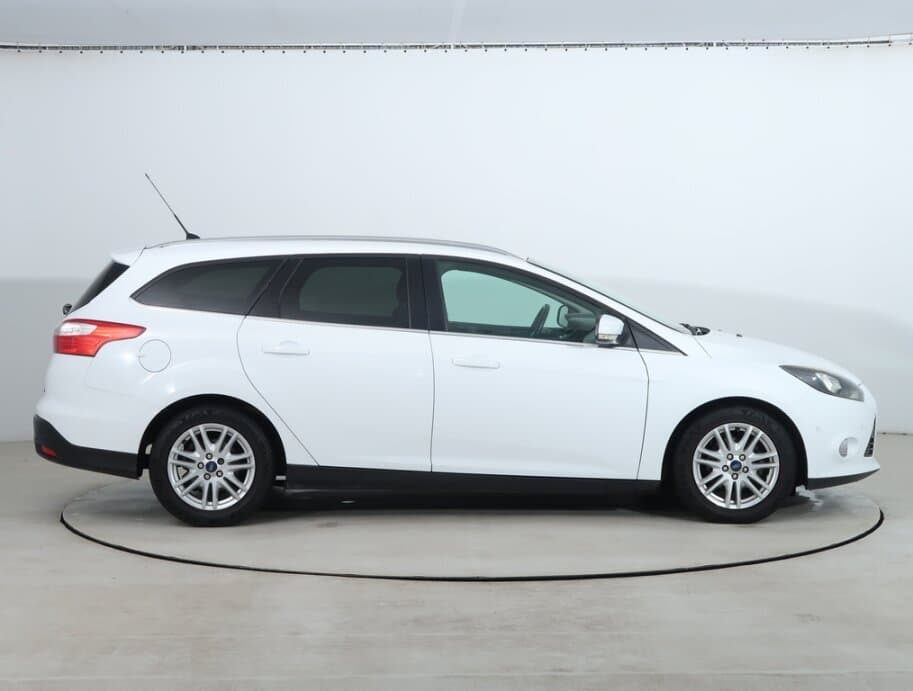 2012 Ford FOCUS - 8