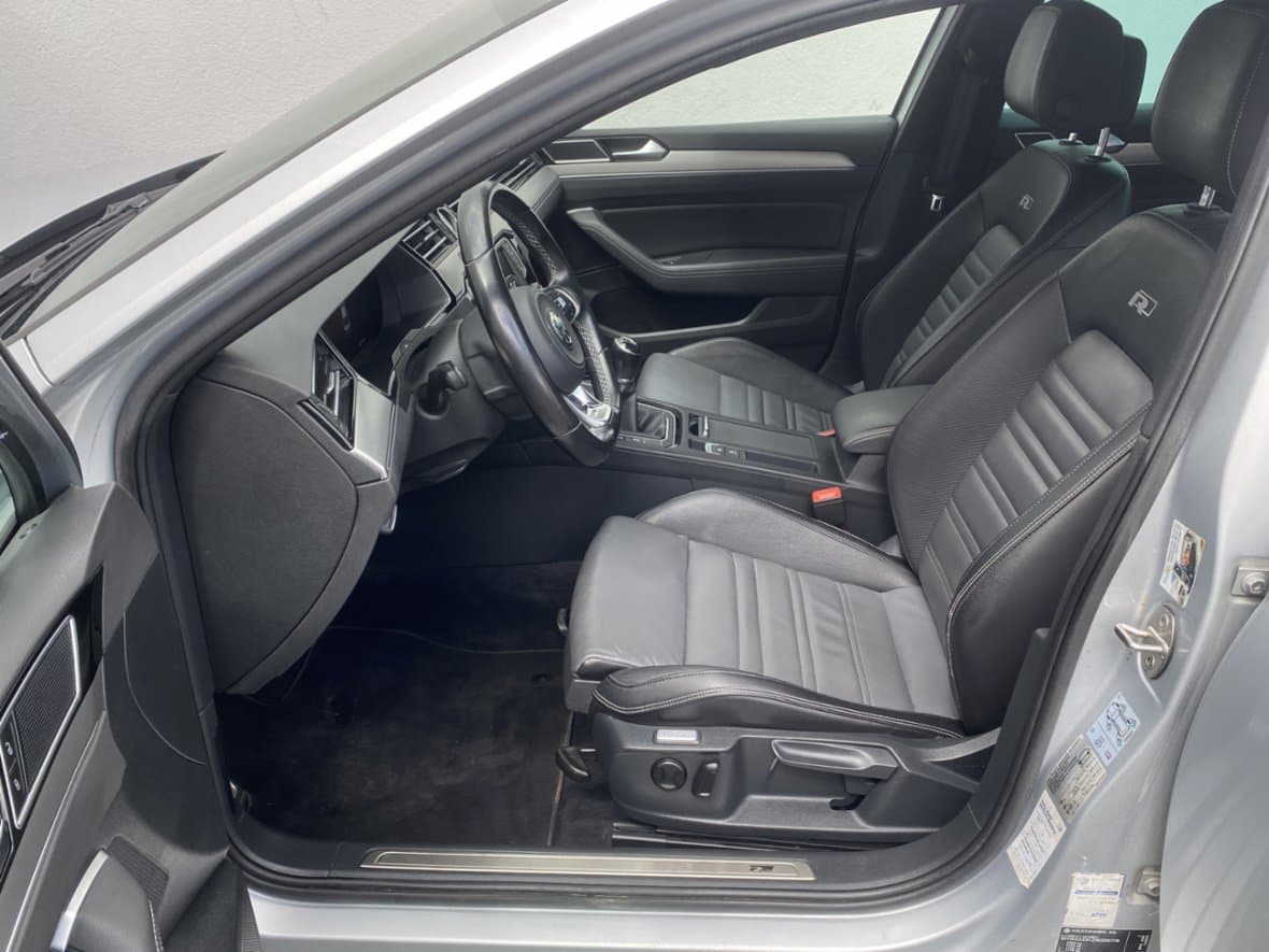 2016 Volkswagen PASSAT - 9