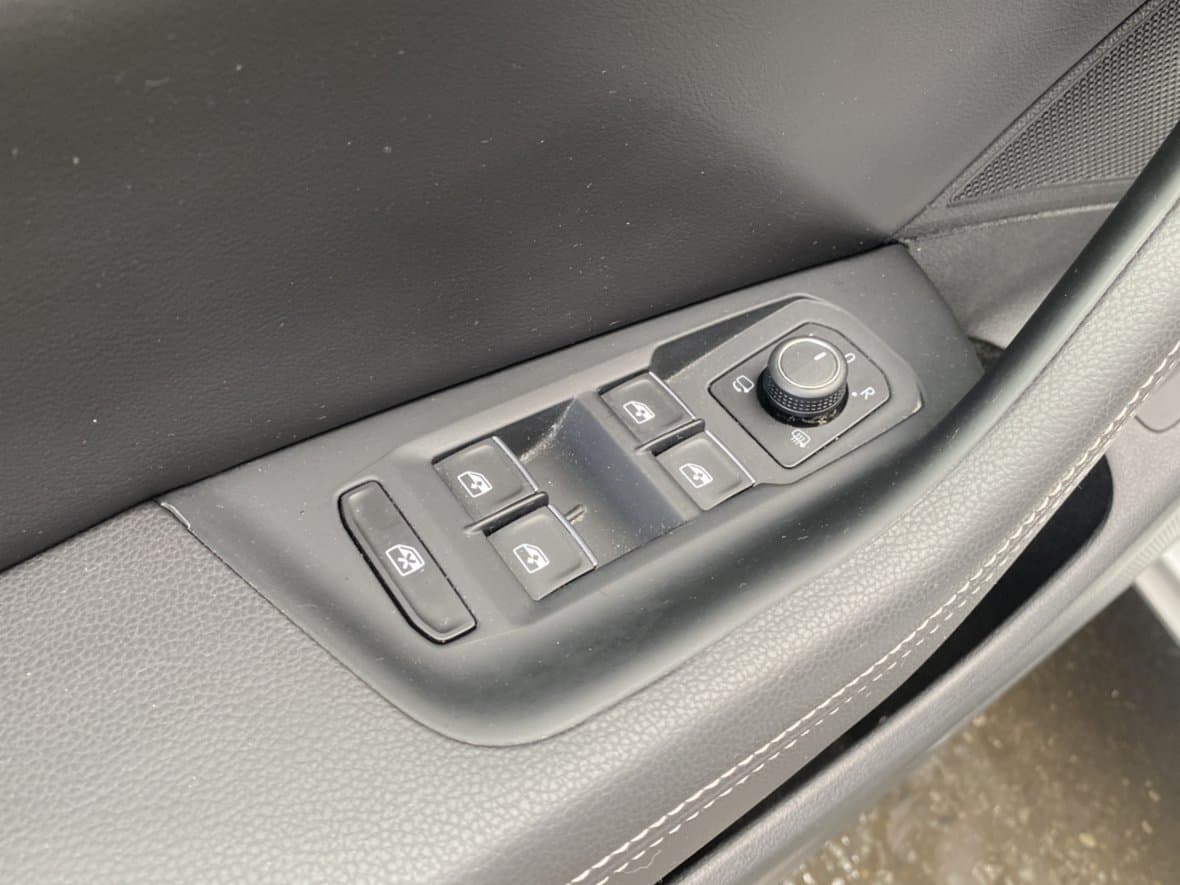 2016 Volkswagen PASSAT - 13