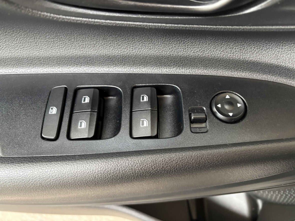 2020 Hyundai i20 - 12