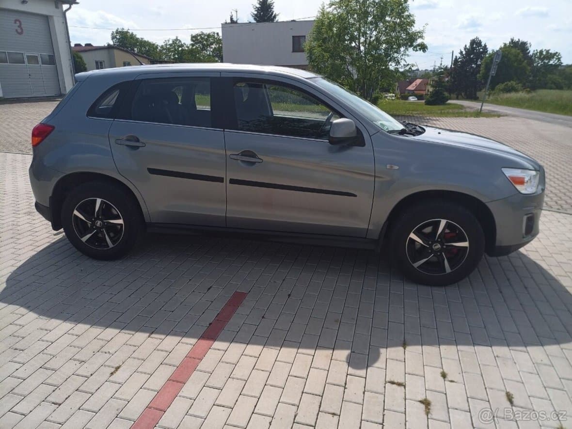 2014 Mitsubishi ASX - 9