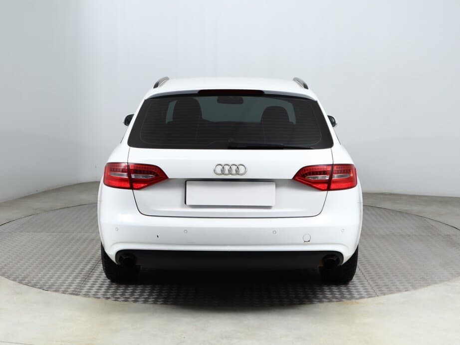 2013 Audi A4 - 6