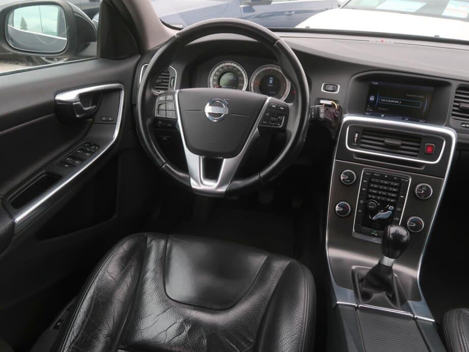2012 Volvo V60 - 9