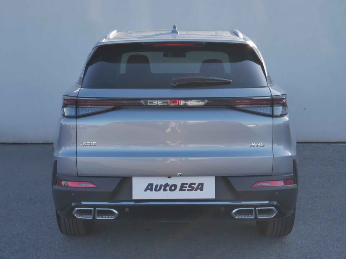 2025 BAIC X75 - 5