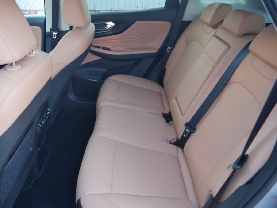 2025 BAIC X75 - 10