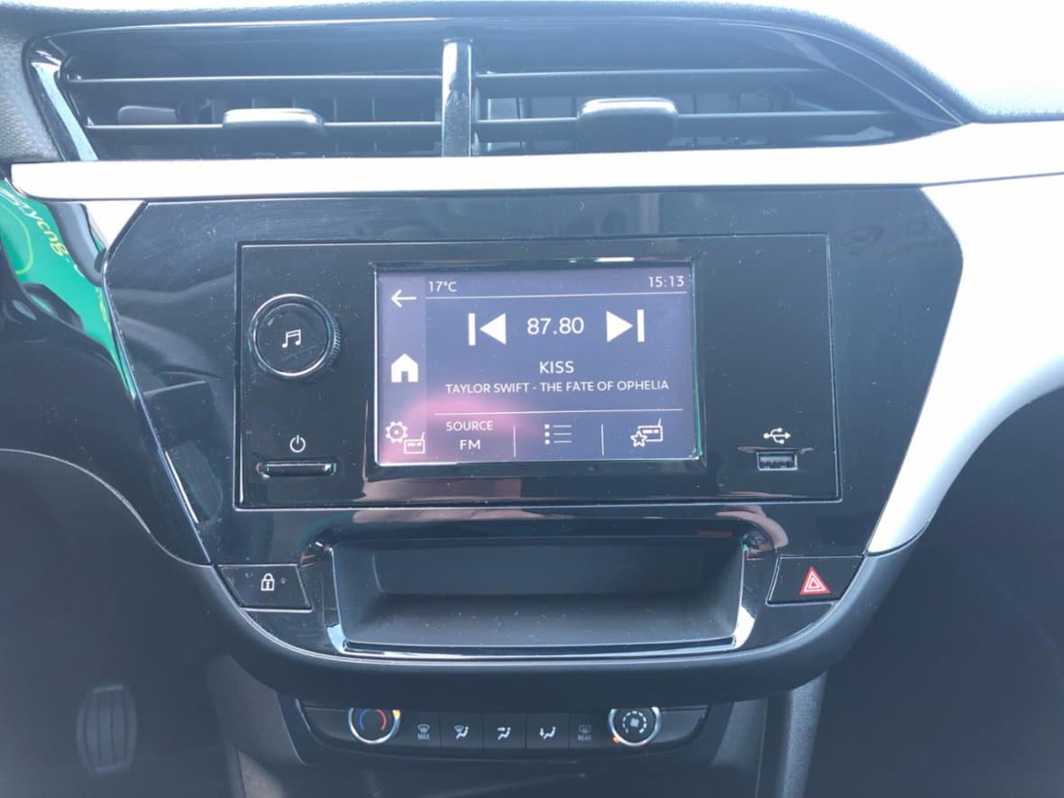 2022 Opel Corsa - 19