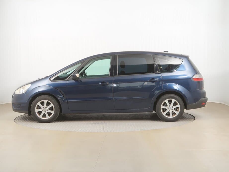 2008 Ford S-MAX - 4