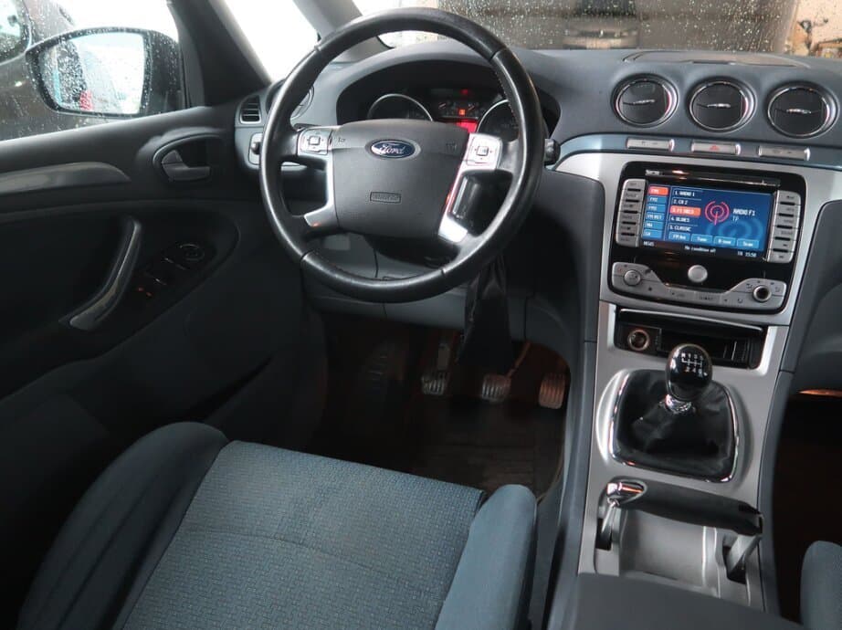 2008 Ford S-MAX - 9