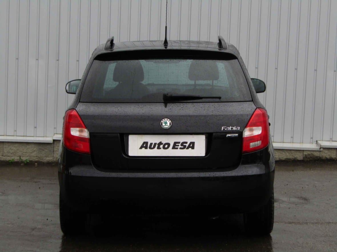2011 Škoda FABIA - 9