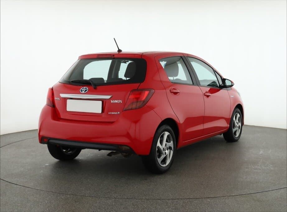 2016 Toyota Yaris - 7