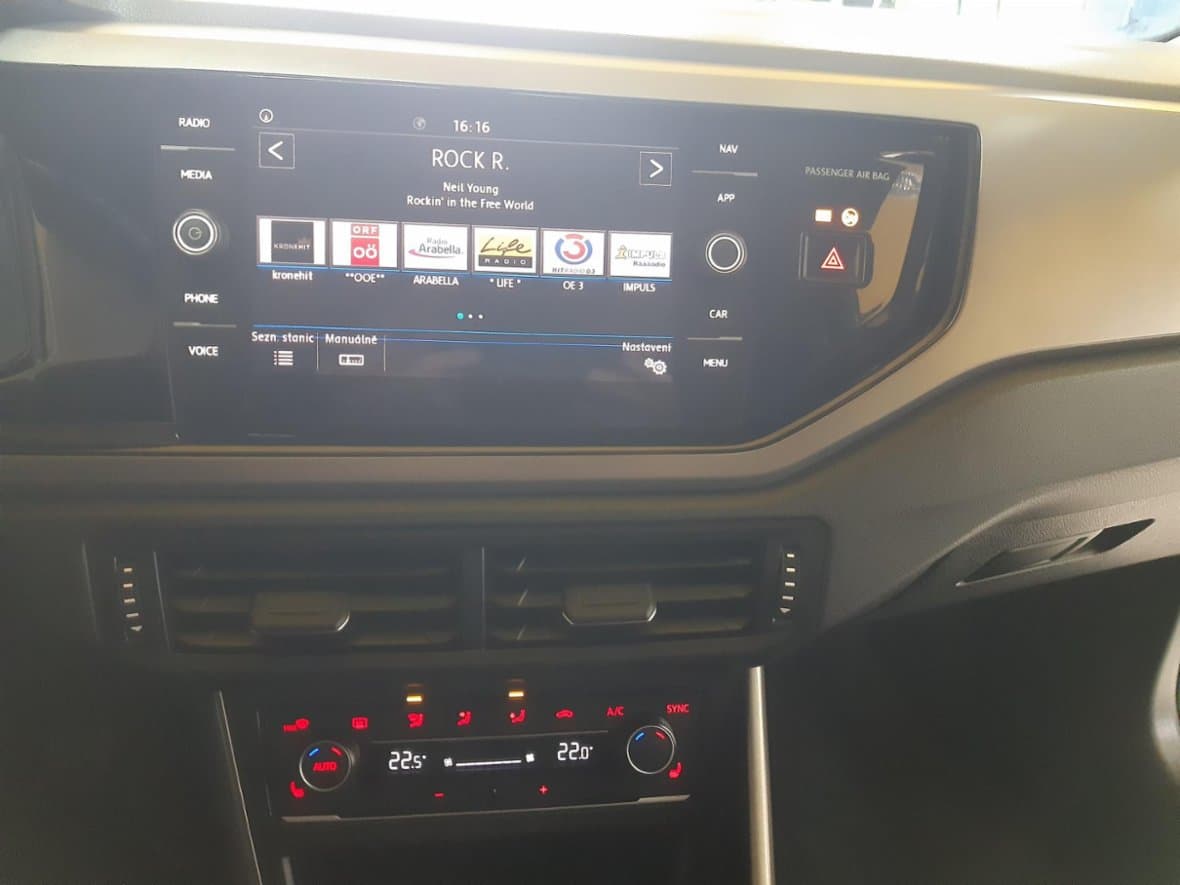 2019 Volkswagen Polo - 10