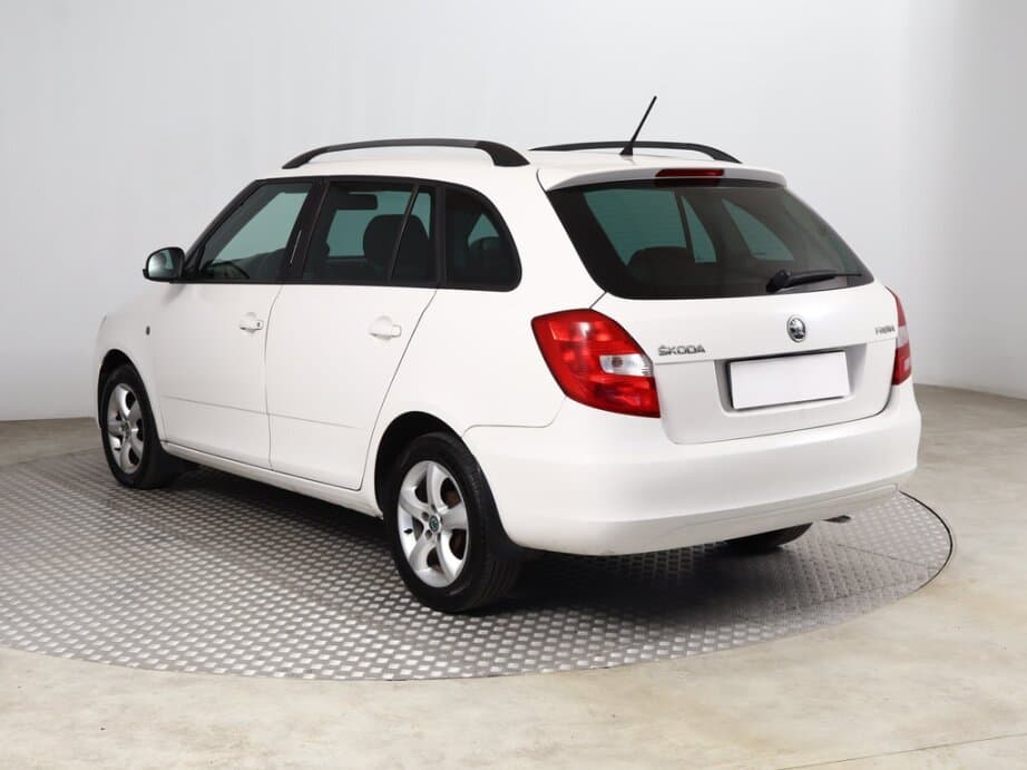 2014 Škoda FABIA - 5