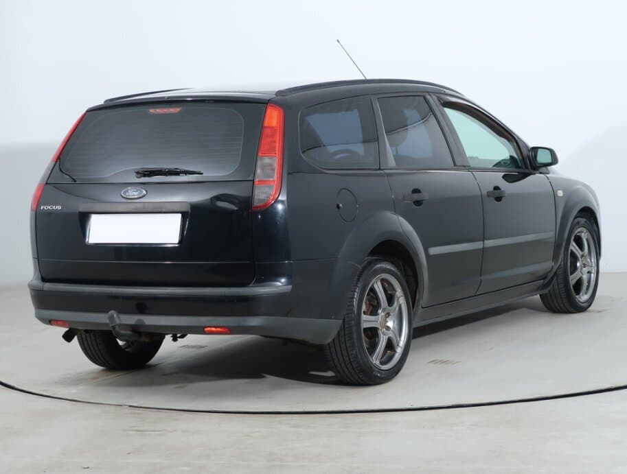 2006 Ford FOCUS - 7