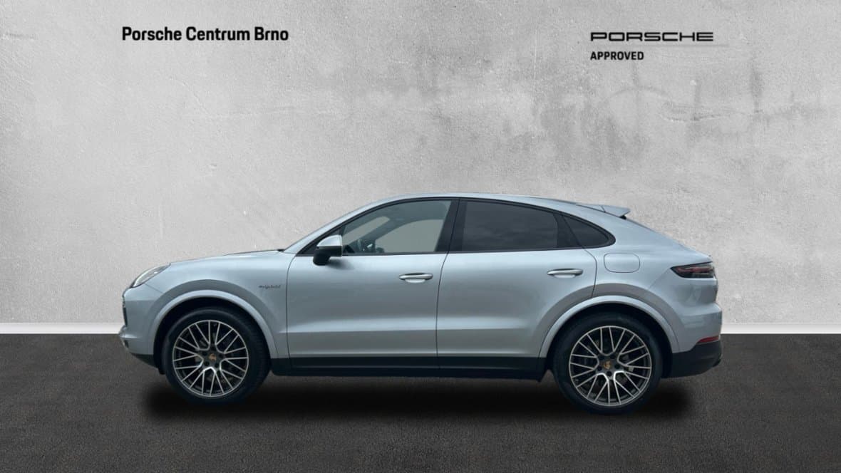 2022 Porsche CAYENNE - 3
