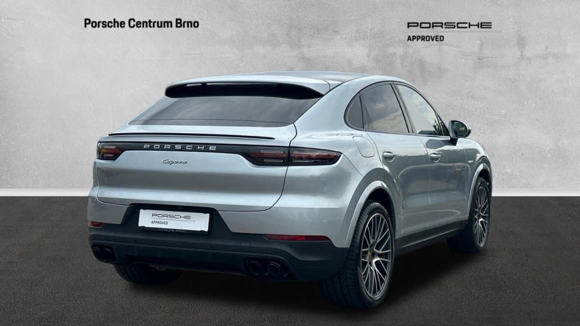 2022 Porsche CAYENNE - 6