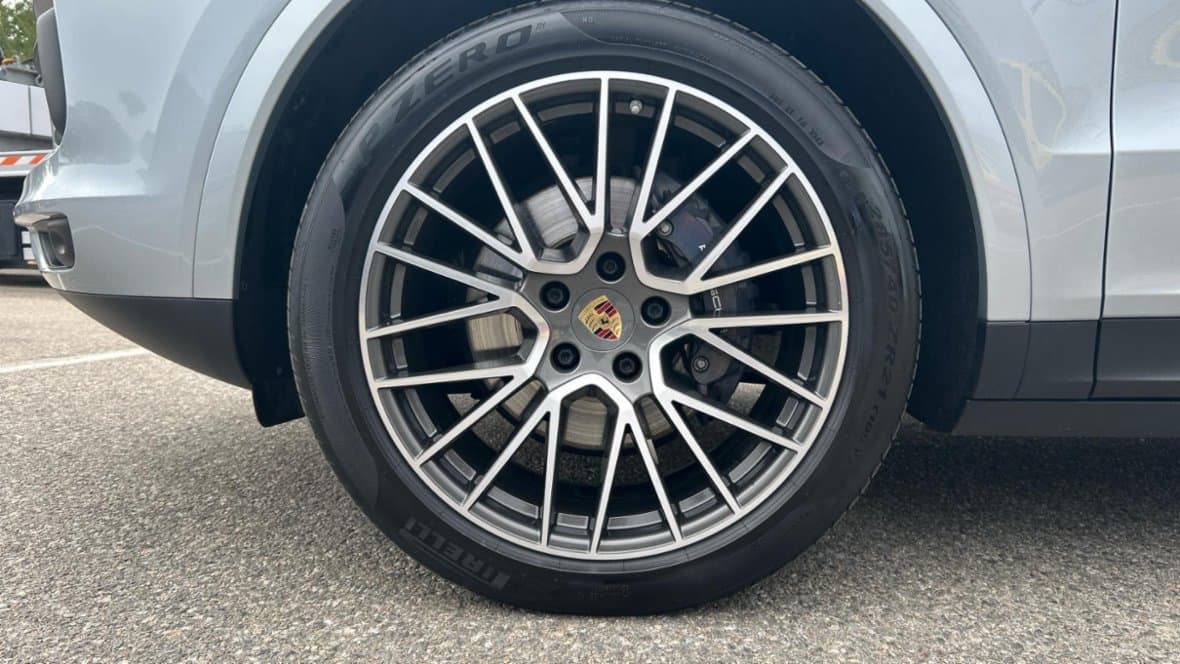 2022 Porsche CAYENNE - 9