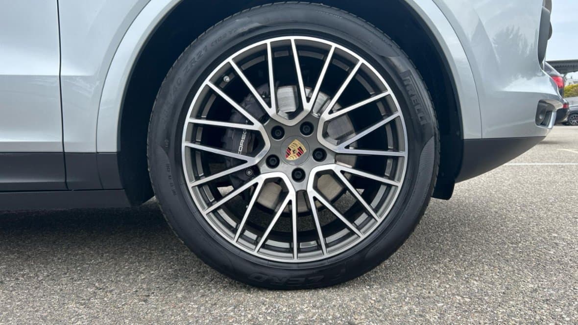 2022 Porsche CAYENNE - 10