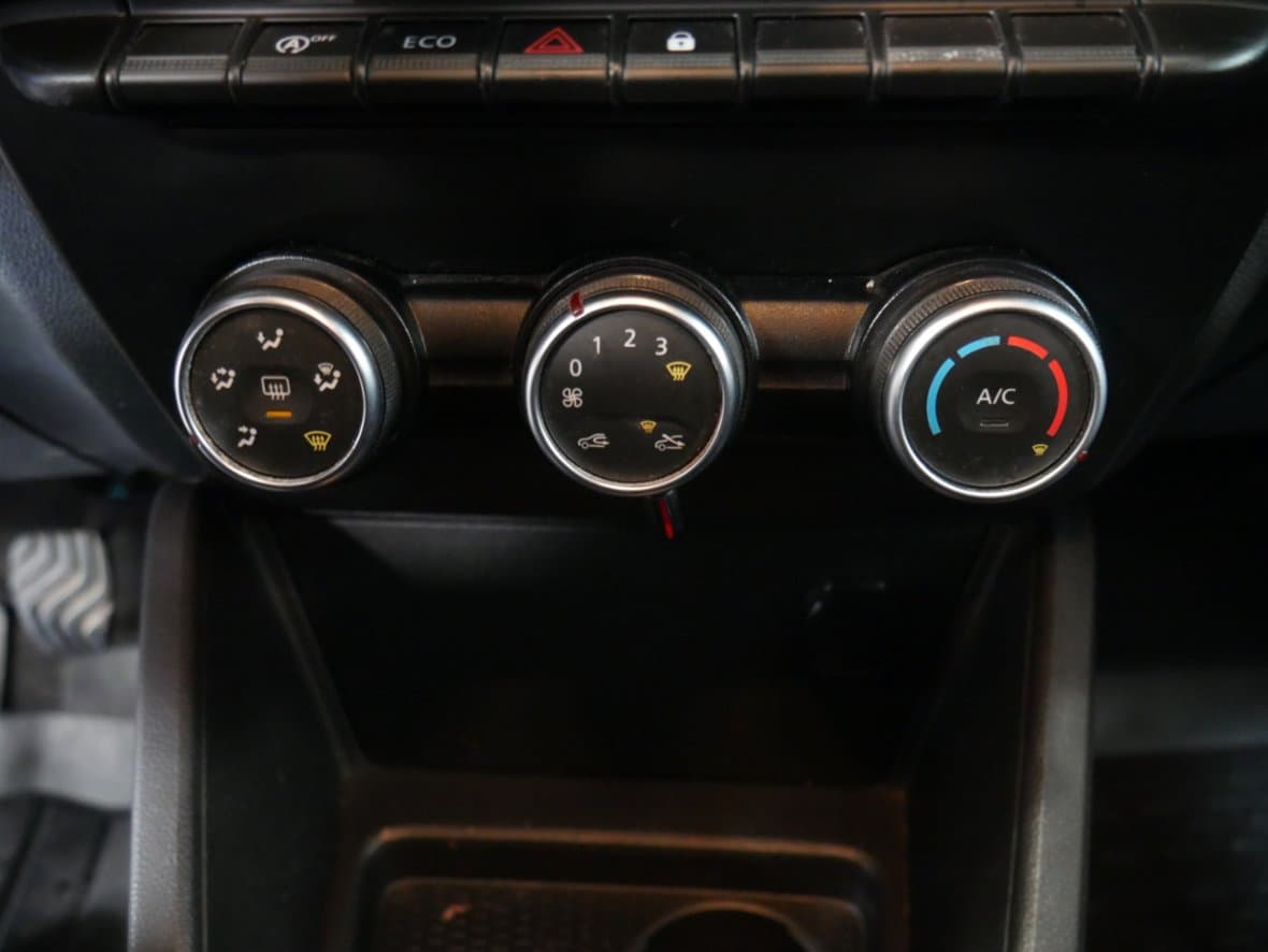 2020 Dacia DUSTER - 15