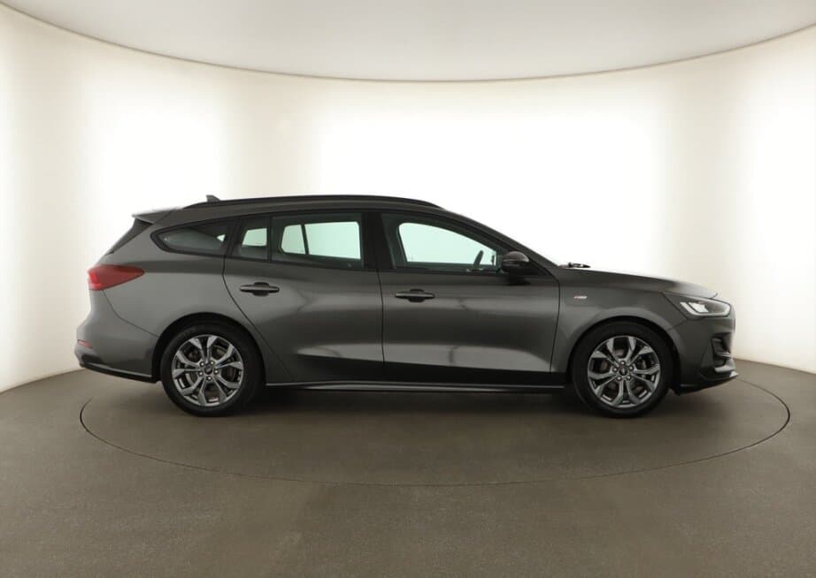 2023 Ford FOCUS - 8
