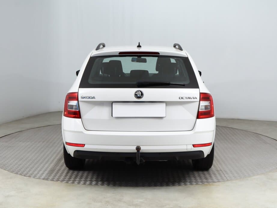 2020 Škoda OCTAVIA - 11