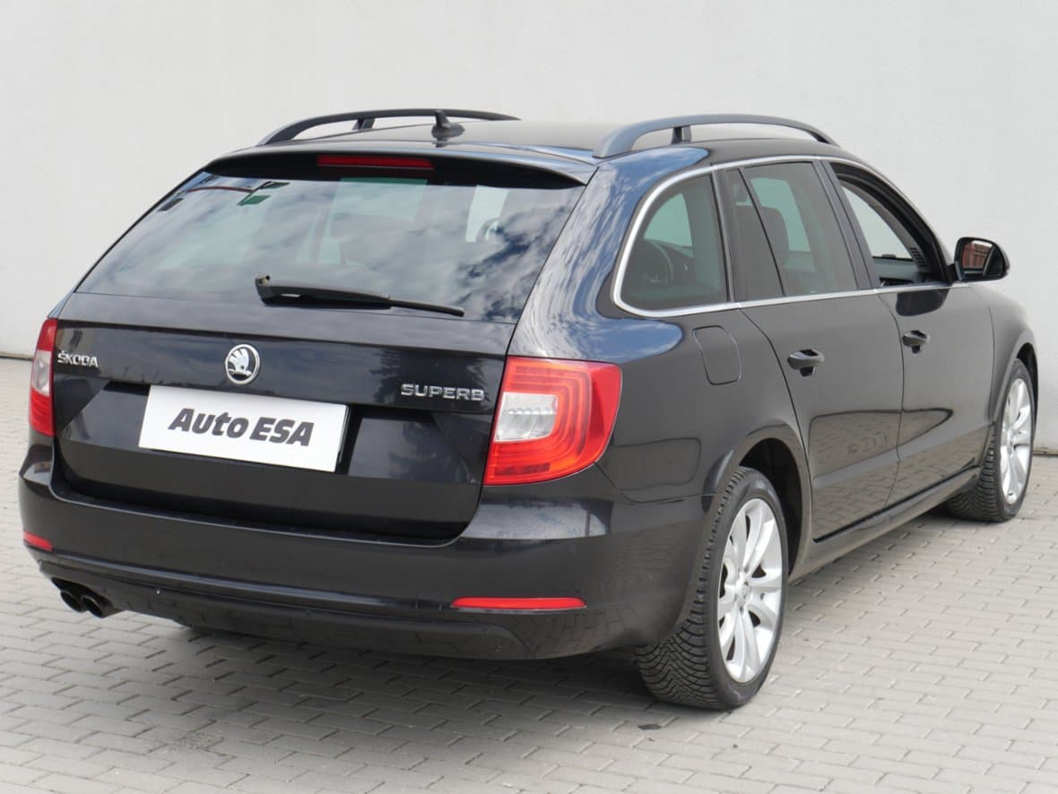 2015 Škoda SUPERB - 4