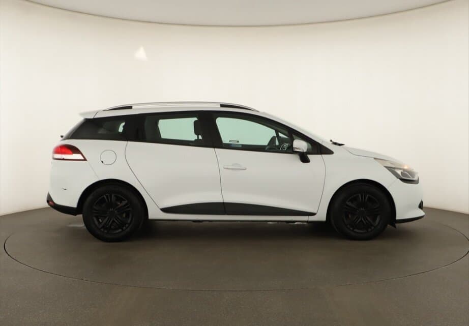 2015 Renault CLIO - 8