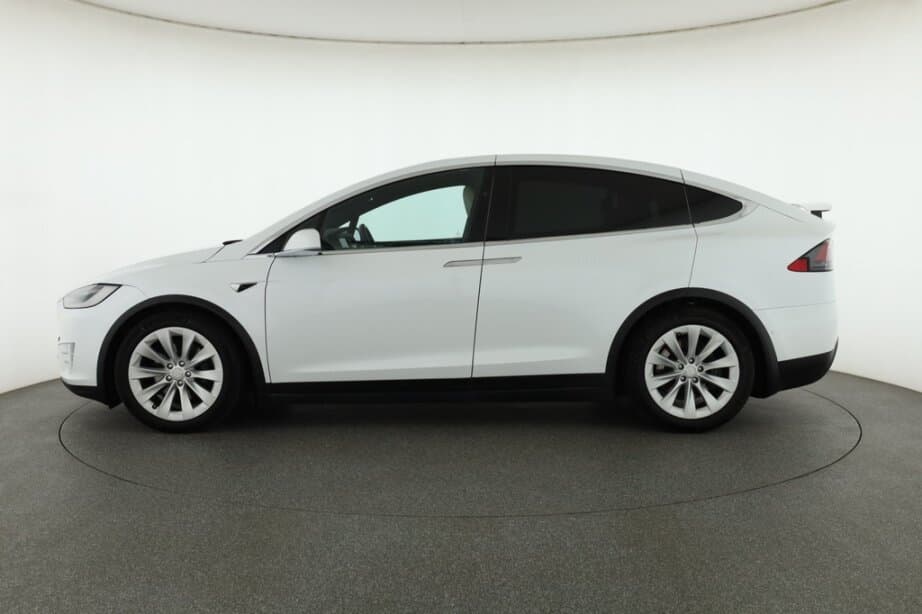 2020 Tesla MODEL X - 4