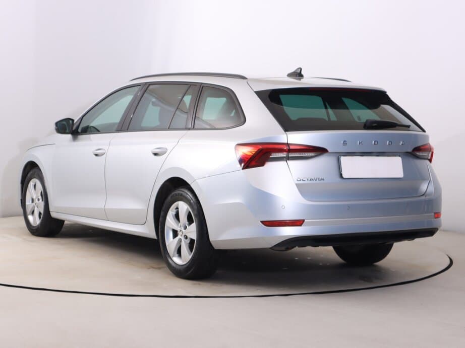 2022 Škoda OCTAVIA - 5