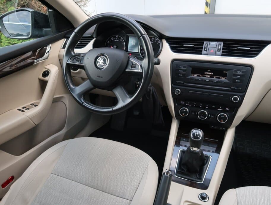 2014 Škoda OCTAVIA - 9