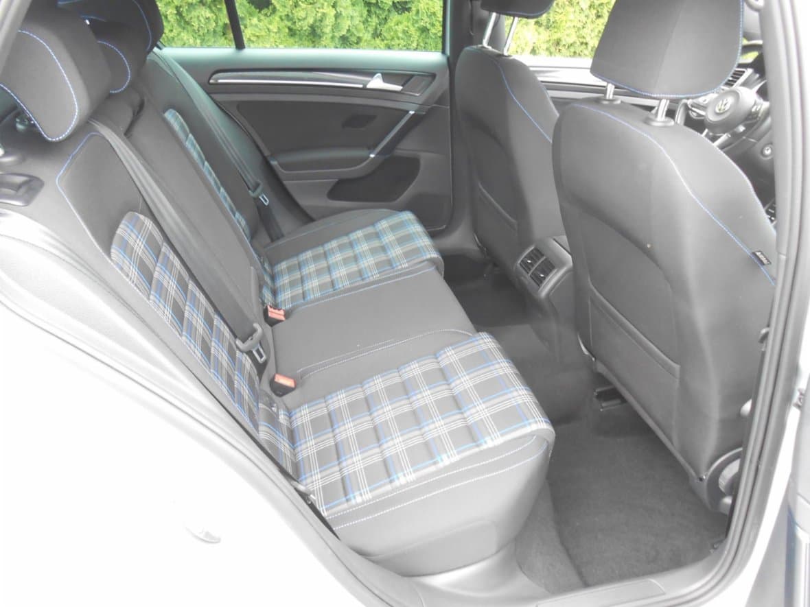 2016 Volkswagen GOLF - 18