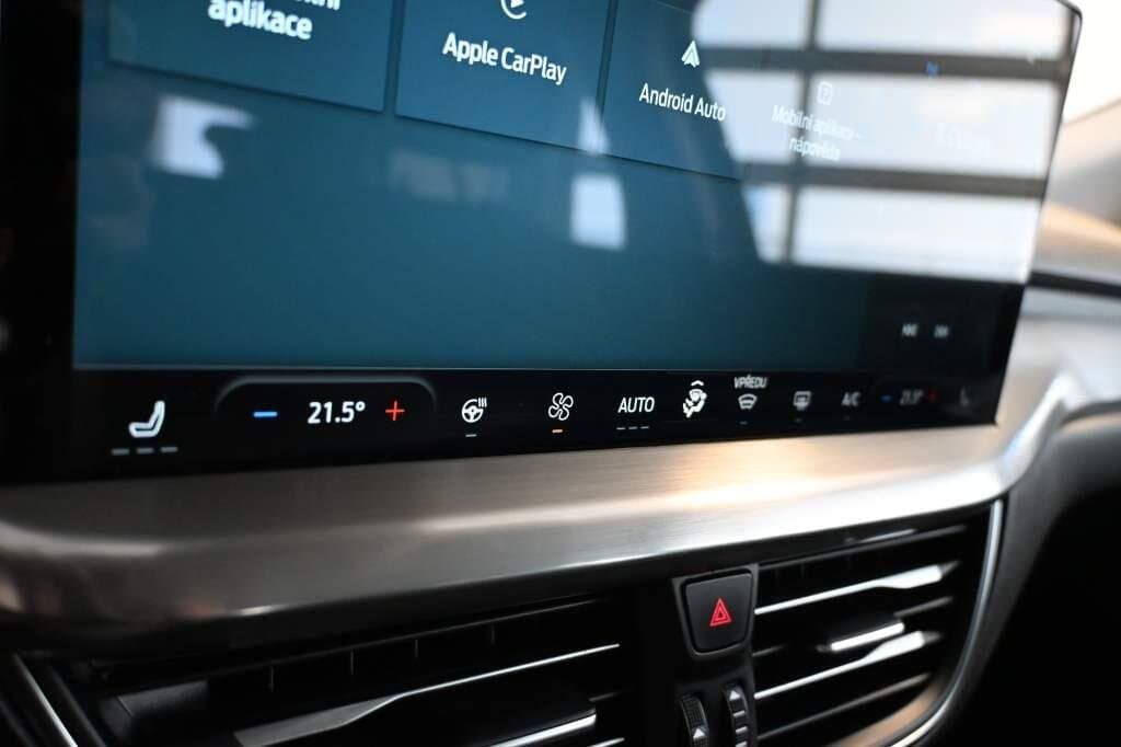 2022 Ford FOCUS - 19