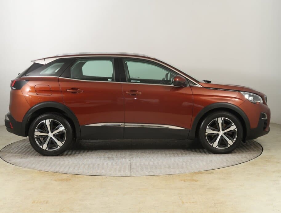 2019 Peugeot 3008 - 8