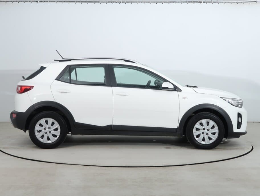 2019 Kia STONIC - 8