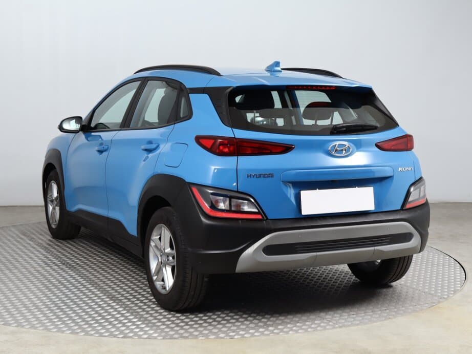 2021 Hyundai KONA - 5