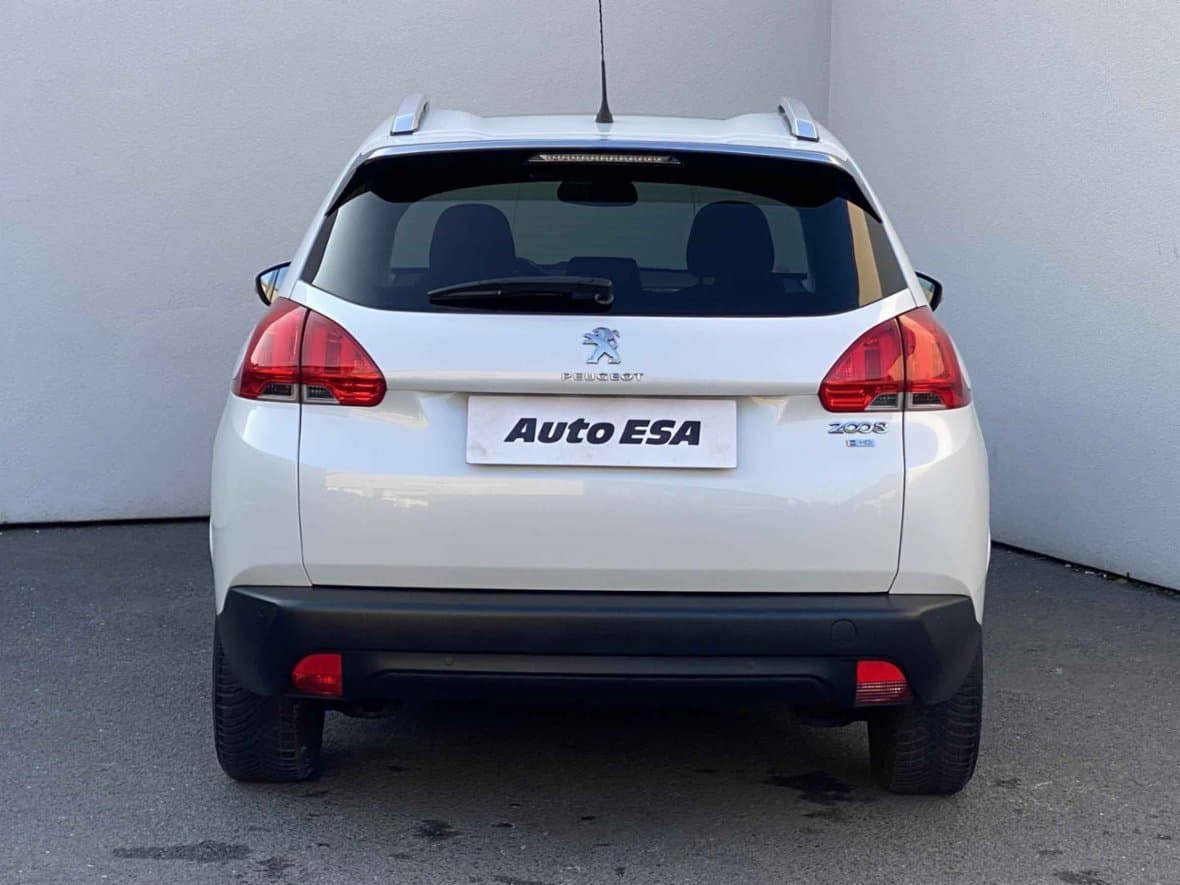 2014 Peugeot 2008 - 5