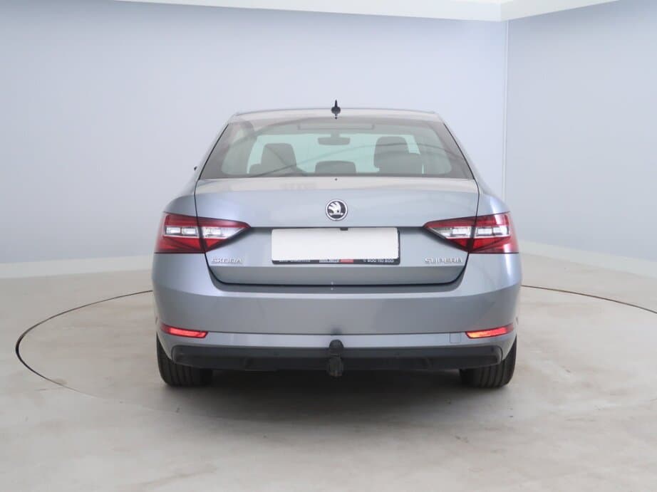 2015 Škoda SUPERB - 6