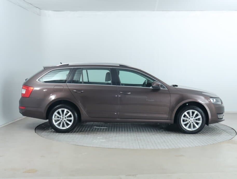 2015 Škoda OCTAVIA - 8