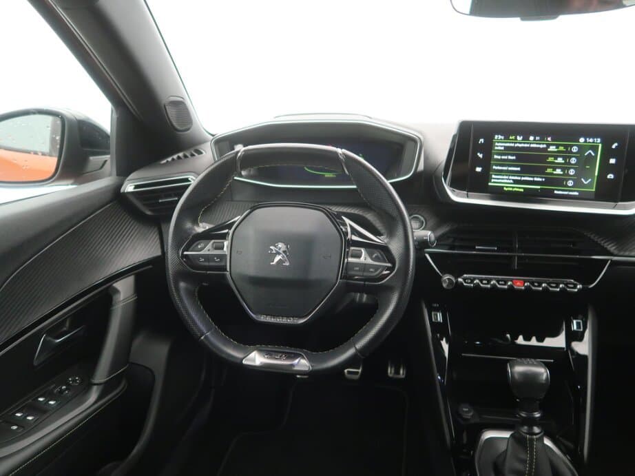 2020 Peugeot 2008 - 9