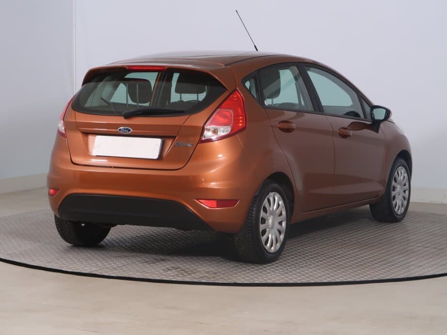 2016 Ford FIESTA - 7