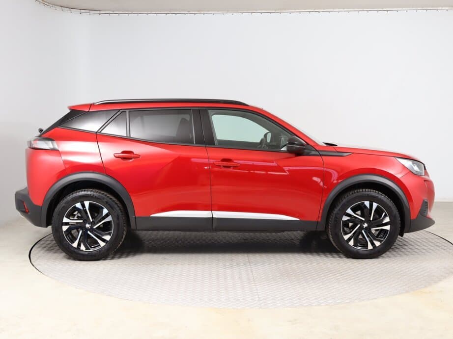 2023 Peugeot 2008 - 8