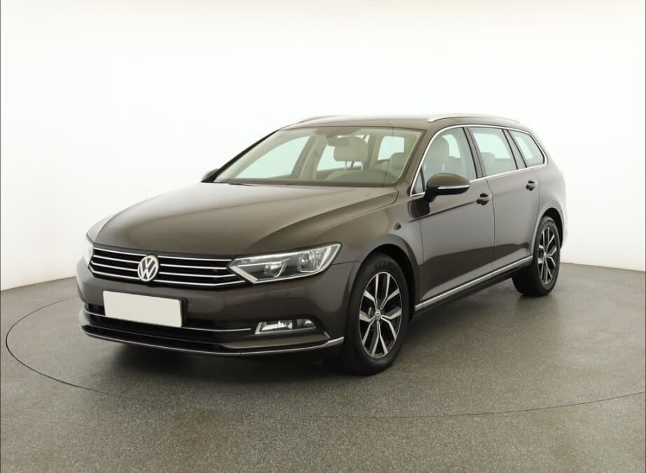 2015 Volkswagen PASSAT - 3