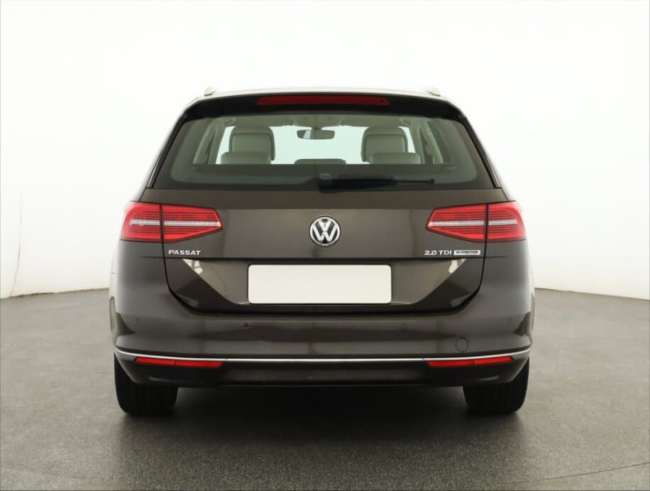 2015 Volkswagen PASSAT - 6