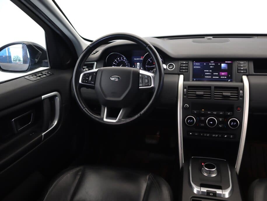 2016 Land Rover DISCOVERY - 9