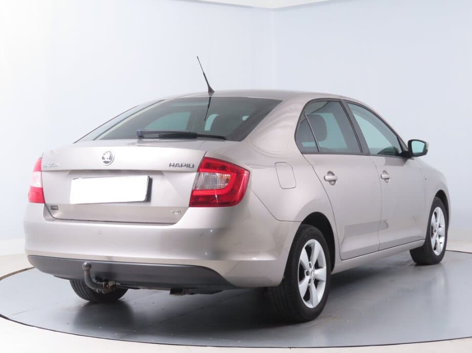 2013 Škoda RAPID - 7