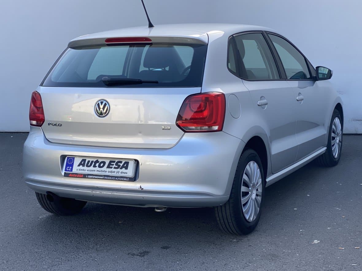 2011 Volkswagen POLO - 4