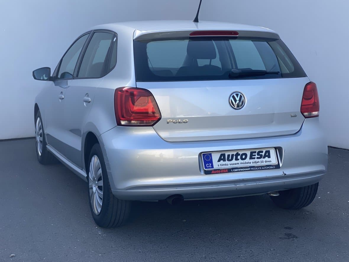 2011 Volkswagen POLO - 6
