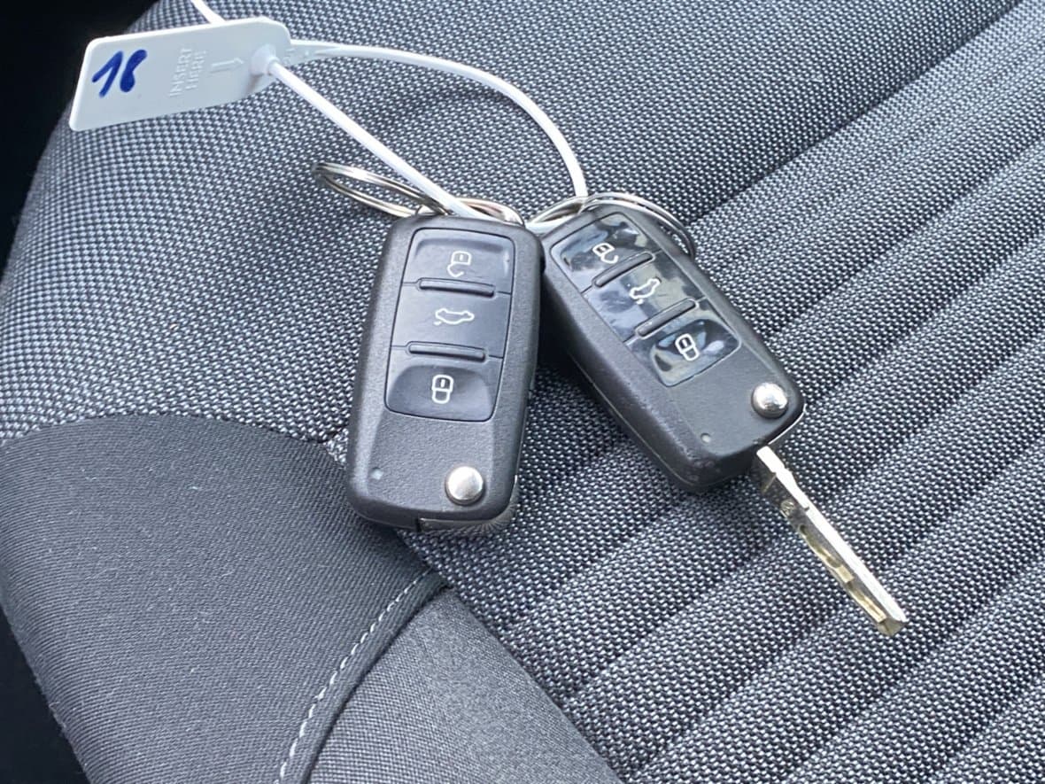 2011 Volkswagen POLO - 17